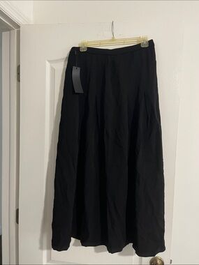 Women's Black Maxi Skirt with Flowing A-Line Silhouette